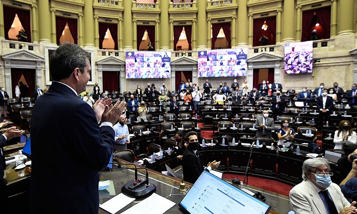 Diputados dio media sanción al proyecto de legalización del aborto - La  Brújula 24